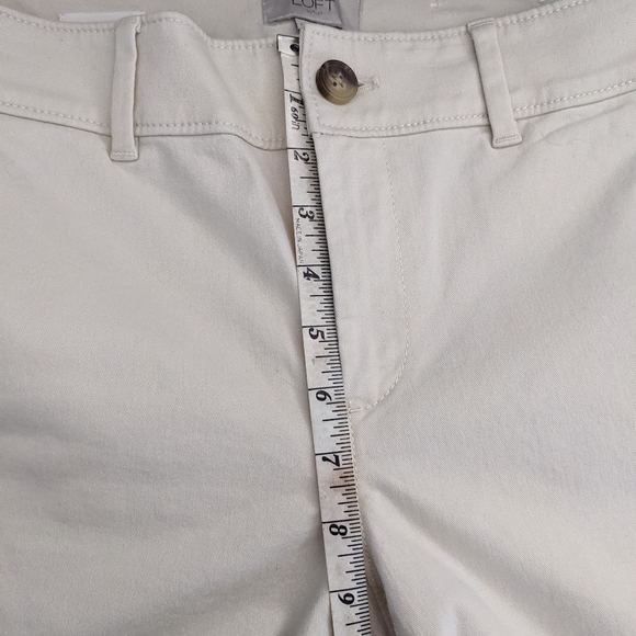 Loft Outlet, Women's 6, Bermuda Short, Cream/Light Tan - Picture 7 of 10